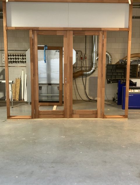 ADBCCF52-9594-437D-A204-31064E66AFCC